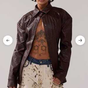 FEELING RICH FAUX LEATHER BUTTON DOWN - S